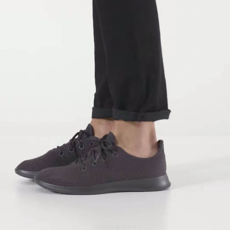 gift ideas for dad men's tree runners